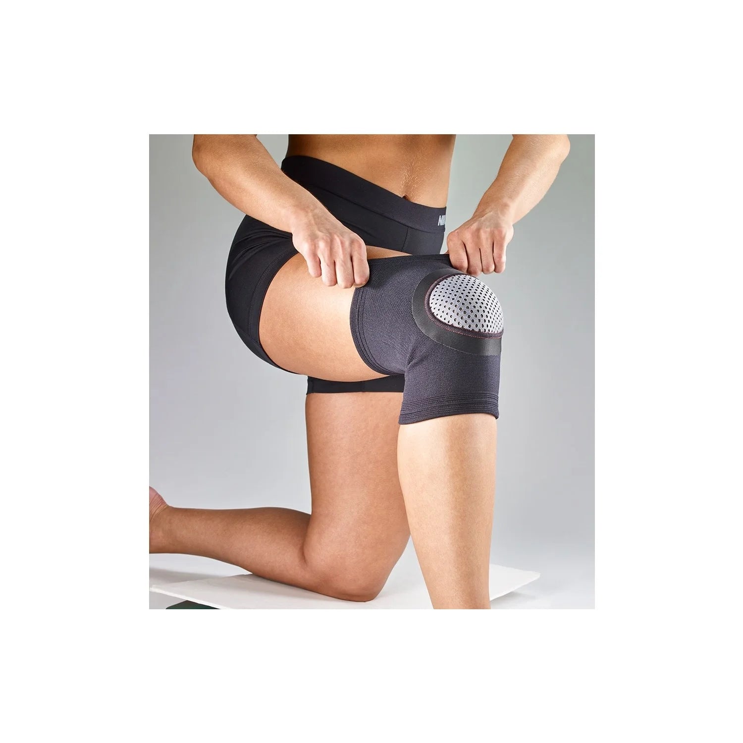 Compression Knee Support, Small/Medium, Black